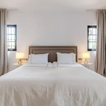 Rooftop Terrace Infinity Pool Spacious Duplex Wifi *